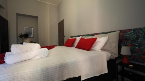 Red Note Apartment